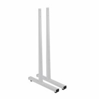 Das Bild zeigt einen Standfuss für eine Vitramo Infrarotheizung der Baureihe VL-A mit einer Höhe von 84 cm zum Aufstellen auf dem Boden.